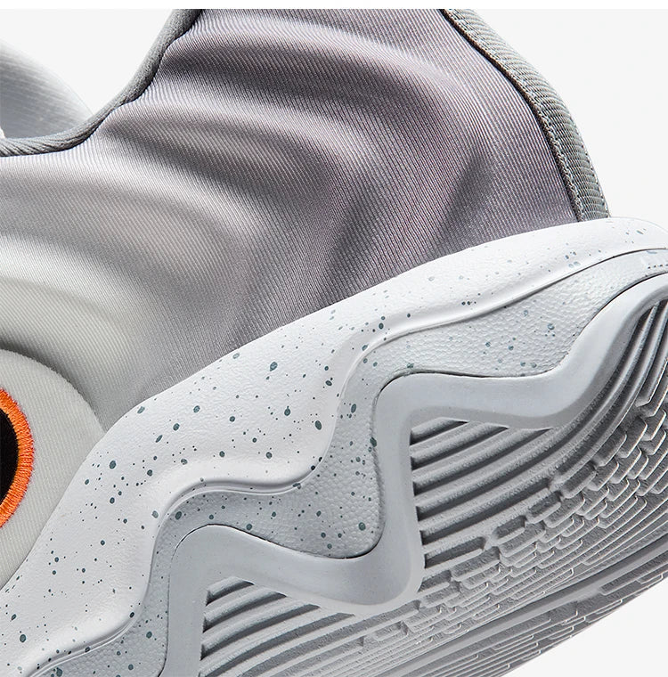 Nike Authentic Spring Style - Scarpe da basket da uomo low-top resistenti all’usura e ammortizzate FQ3681-102