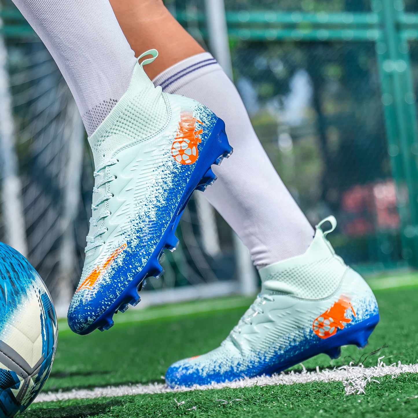 Pro Performance High-Cut Soccer Boots FG Long Studs Breathable Lightweight Cleats for Outdoor Grass Matches and Daily Training