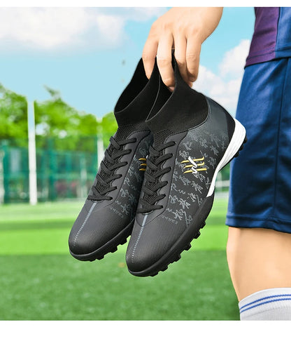 Nouvelles bottes de Football hommes chaussures de Football crampons chaussure de Football professionnelle hauts pointes antidérapantes pour grands garçons large baskets d'entraînement