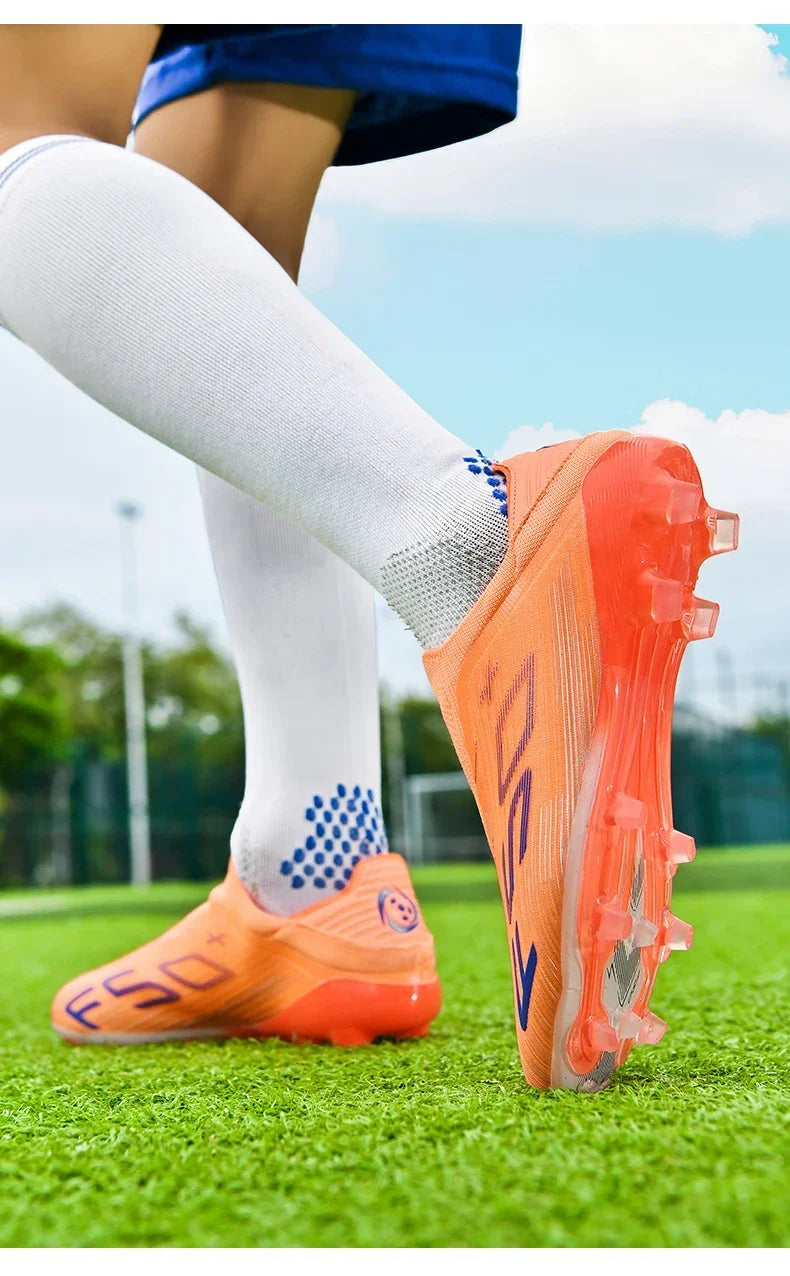 Nouvelles chaussures de football pour hommes, chaussures de match, crampons pour terrain en gazon, baskets de haute qualité, chaussures de futsal pour intérieur, chaussures montantes antidérapantes pour extérieur, meilleu