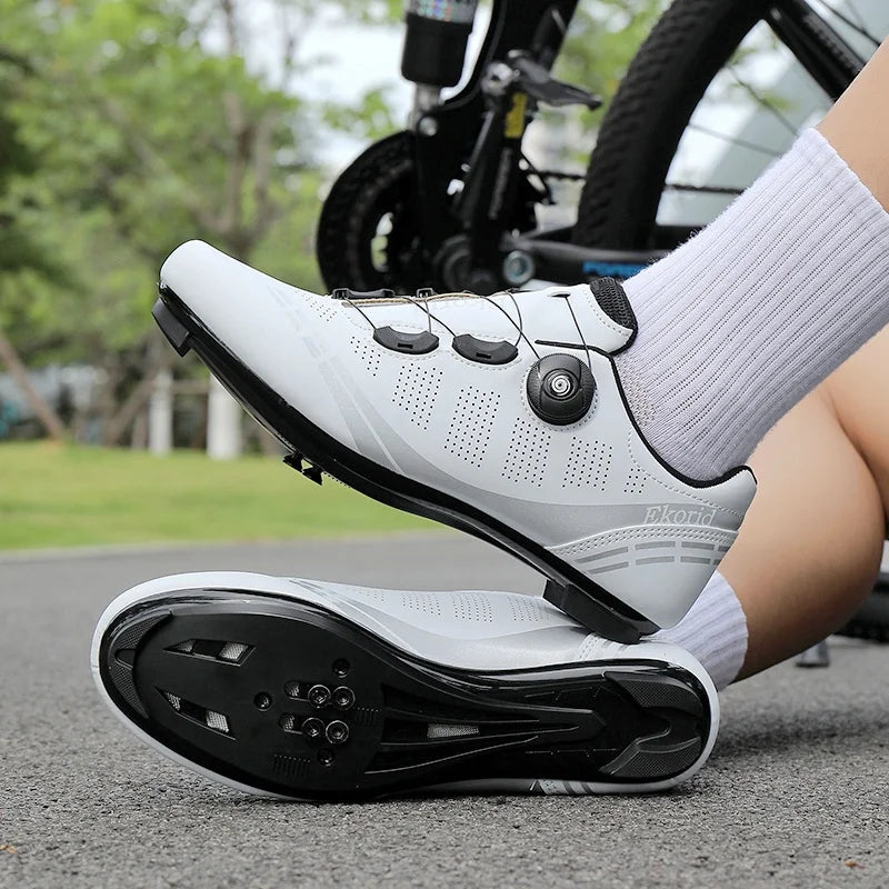 Zapatillas de ciclismo de montaña para hombre MTB, transpirables, antideslizantes, de alta dureza, aptas para carreras en carretera al aire libre y rutas de montaña off-road 37-46