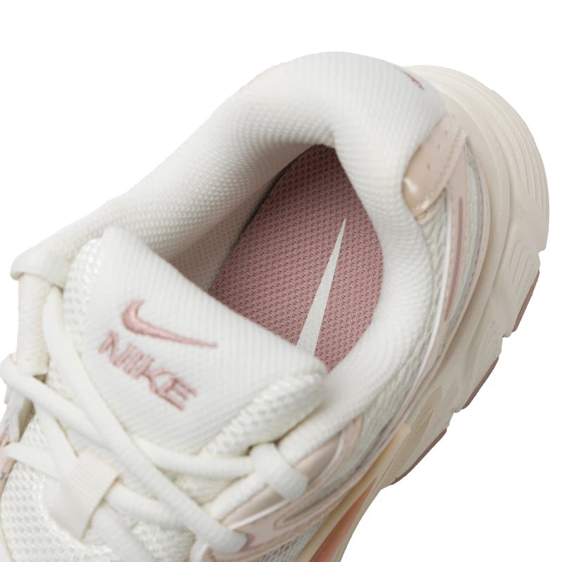 Nike (Nike) V5 Rnr Women's Sports Shoes, Fashionable Retro Dad Shoes, Casual, Lightweight and Comfortable Running Shoes Ih5088-001