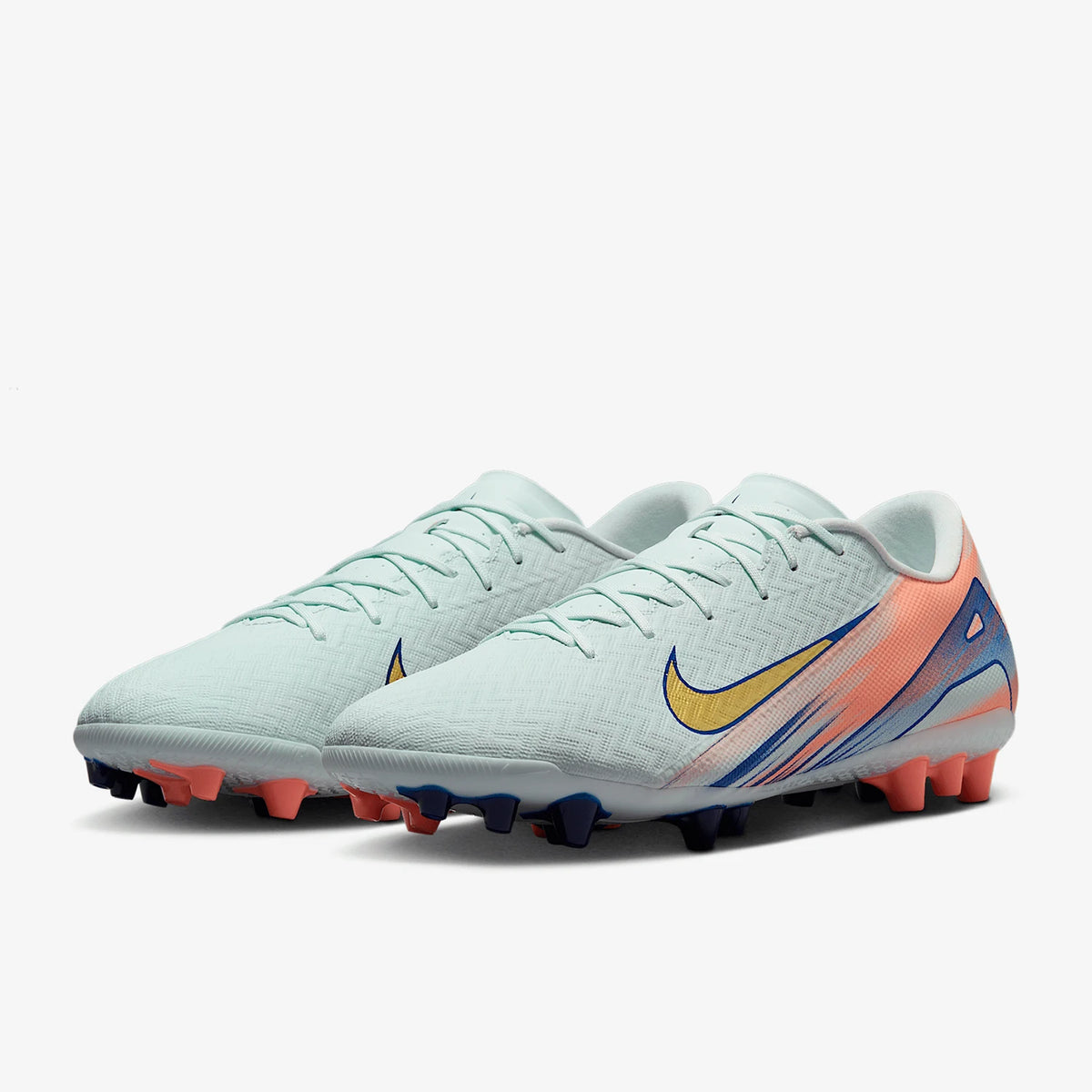 Nike:n aidot syksyn uudet miesten matalaprofiiliset jalkapallokengät FZ1389-300