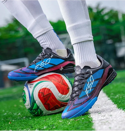 Nouvelles chaussures de football pour hommes, chaussures de sport d'extérieur, chaussures de match professionnelles, baskets antidérapantes, chaussures de football d'entraînement, chaussures ultralégères unisexes