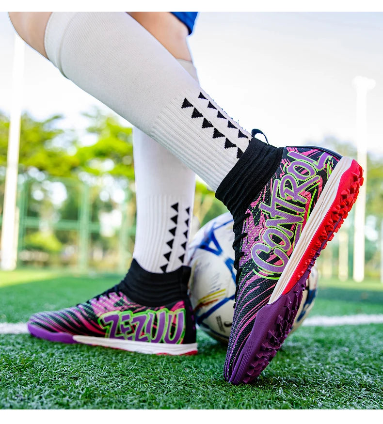Men Women Football Boots Outdoor Soccer Cleats Non-slip Football Field Boots Ultralight Futsal Sneakers TF/FG Spiked Soccer Shoe