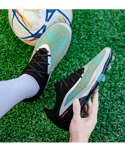 Nuove scarpe da calcio da uomo per esterno con tacchetti, traspiranti, antiscivolo, per adulti, scarpe sportive da calcio con tacchetti lunghi per allenamento, ragazzi e partite, confortevoli