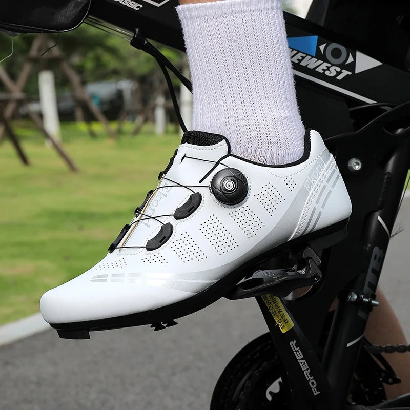Zapatillas de ciclismo de montaña para hombre MTB, transpirables, antideslizantes, de alta dureza, aptas para carreras en carretera al aire libre y rutas de montaña off-road 37-46