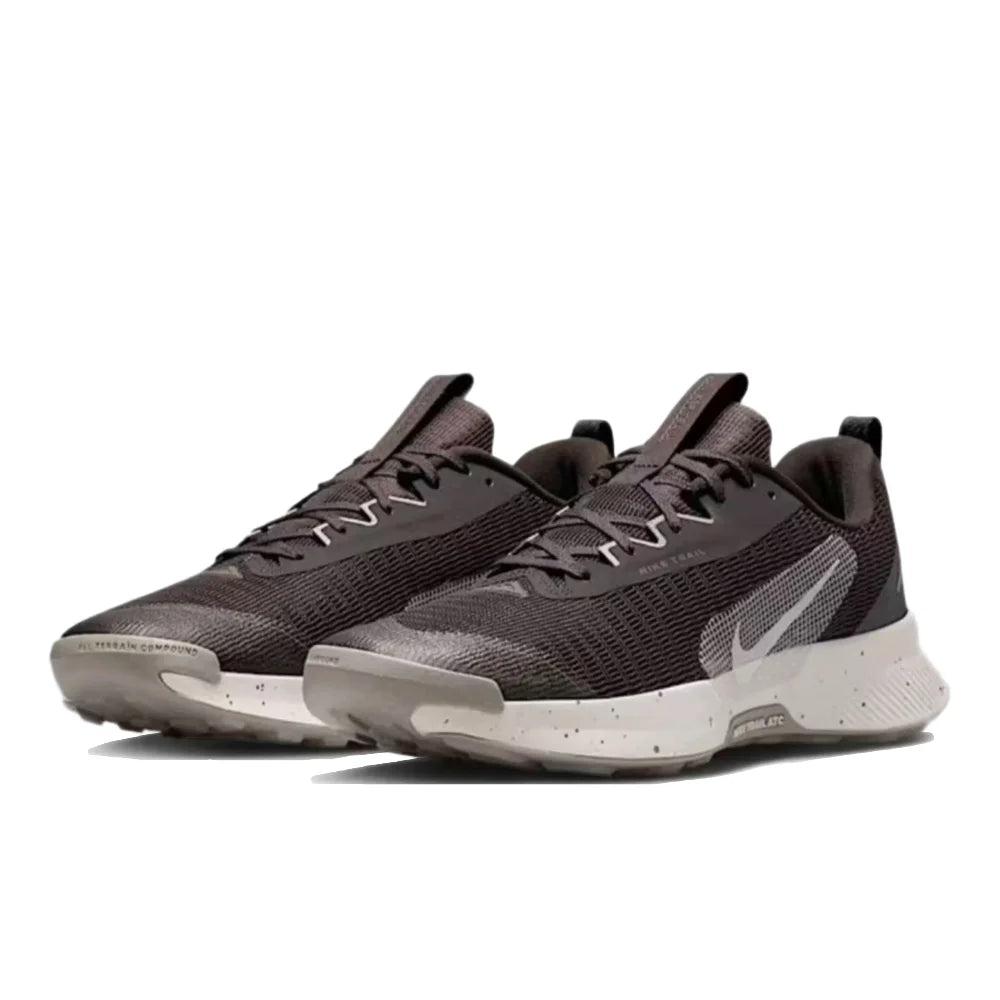 NIKE JUNIPER TRAIL 3 Herren-Laufschuhe: bequem, rutschfest, strapazierfähig, braun/weiß, FQ0904-203