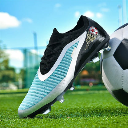 Nuevas zapatillas de fútbol para hombre, botas antideslizantes para adulto, deporte al aire libre para niño, tacos largos de entrenamiento, transpirables y cómodas para partido