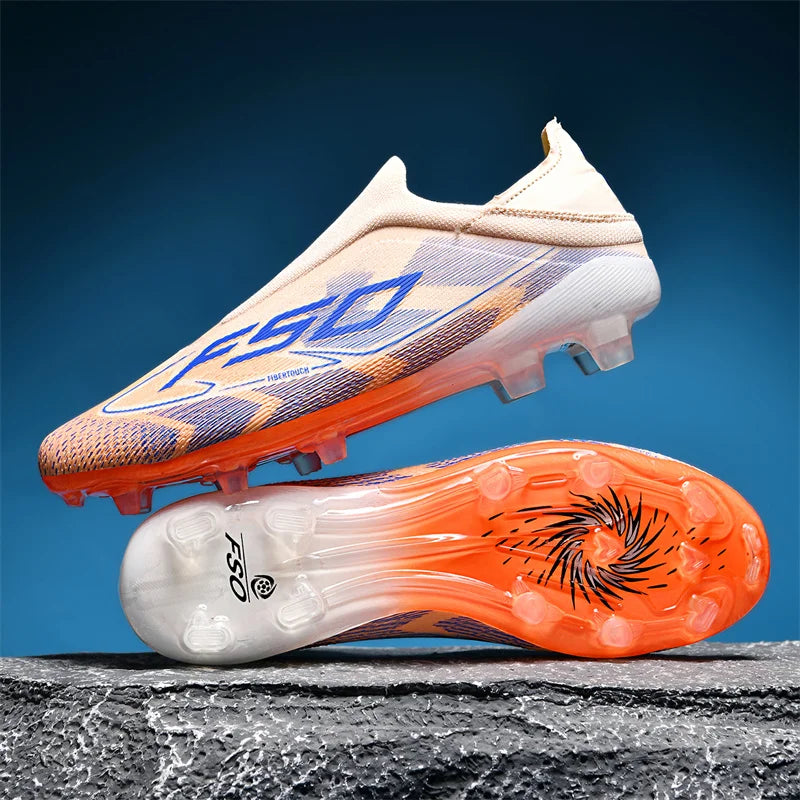 Nouvelles chaussures de football pour hommes, modèle tendance, de haute qualité, mi-hautes, légères, antidérapantes, crampons d'extérieur pour l'entraînement sur gazon.