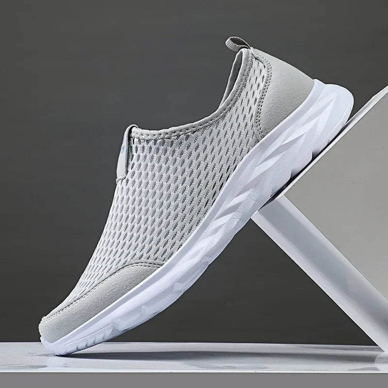 2025 new shoes men loafers, light walking breathable summer comfortable casual shoes, men's sneakers zapatillas hombre plus