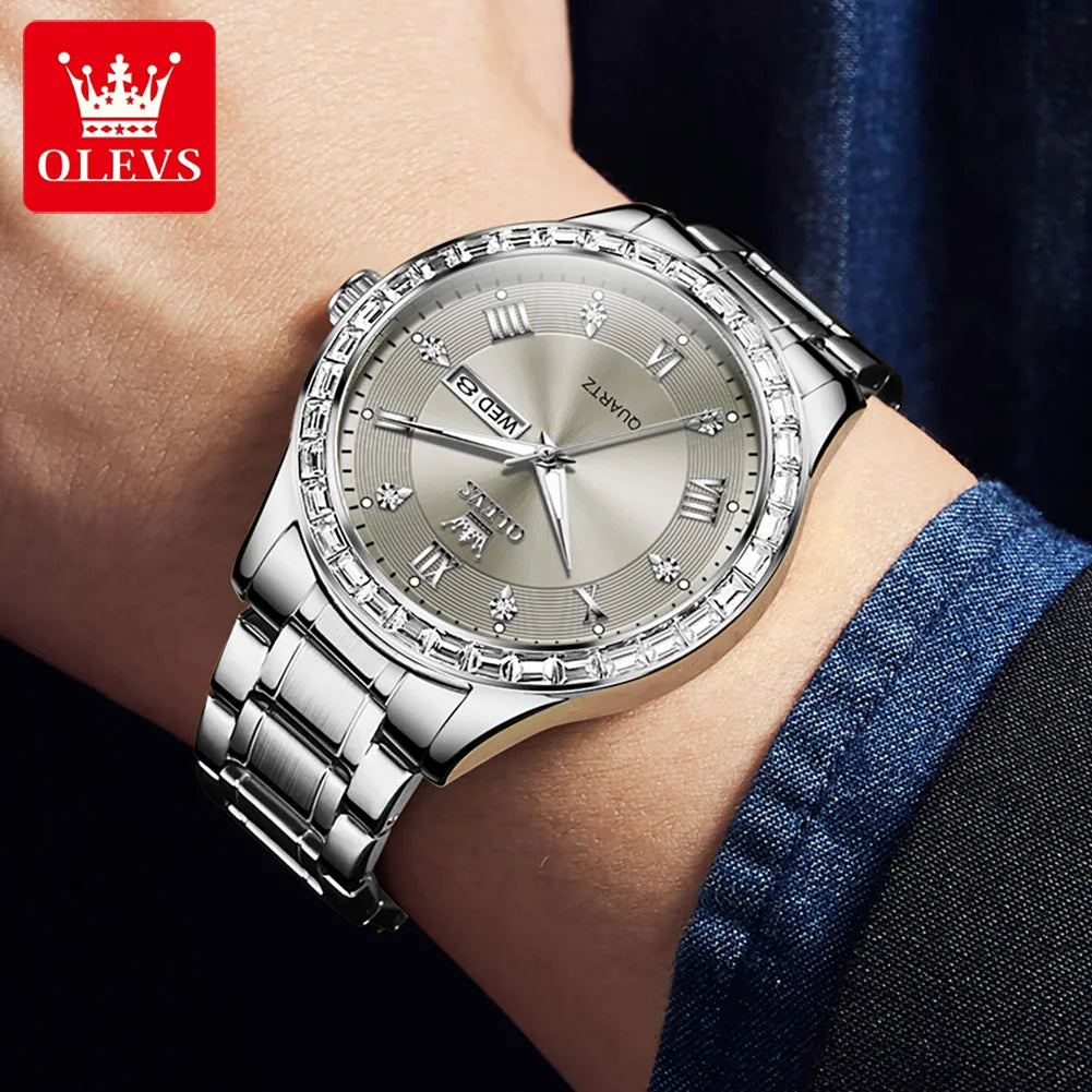 OLEVS 9906 kvartsur til mænd, firkantet model med diamanter, armbånd i rustfrit stål, vandtæt, med dobbelt kalender; et originalt luksusarmbåndsur, der er ideelt til erhvervslivet.