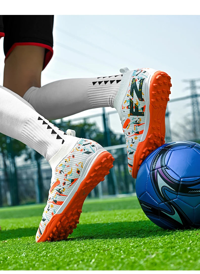 Botas de fútbol LiXingMing para hombre, blancas, profesionales, de caña alta, tacos de fútbol society, calzado de fútbol antideslizante para partido y entrenamiento