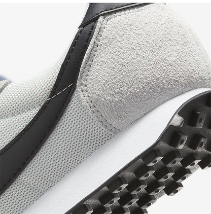 Zapatillas casual retro ligeras y transpirables Nike originales nuevas para mujer HF3227-100