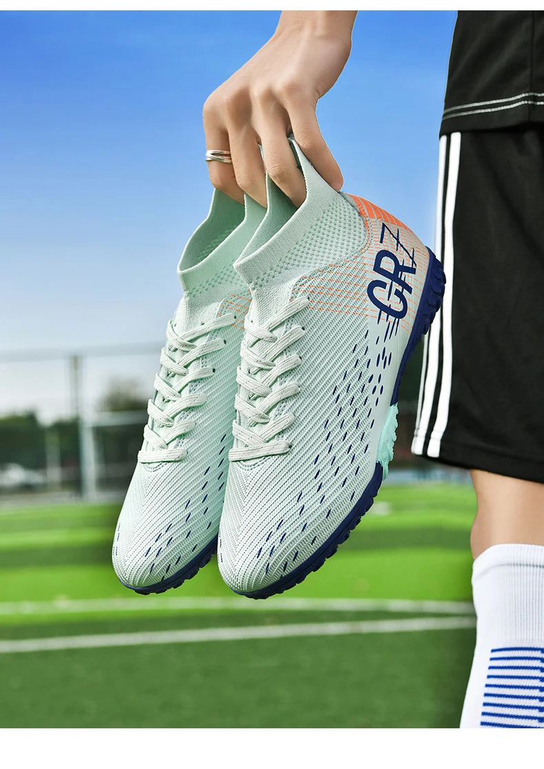 Chaussures de football professionnelles pour hommes, originales, respirantes, confortables, résistantes, pour terrain en herbe.