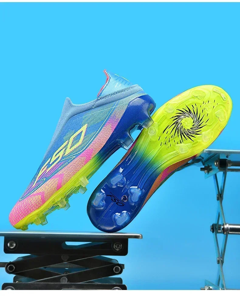 Nouvelles Chaussures de Football pour Hommes – Crampons d'Extérieur pour Entraînement sur Gazon – Baskets Mi-Montantes Légères Antidérapantes de Haute Qualité – Meilleures Ventes