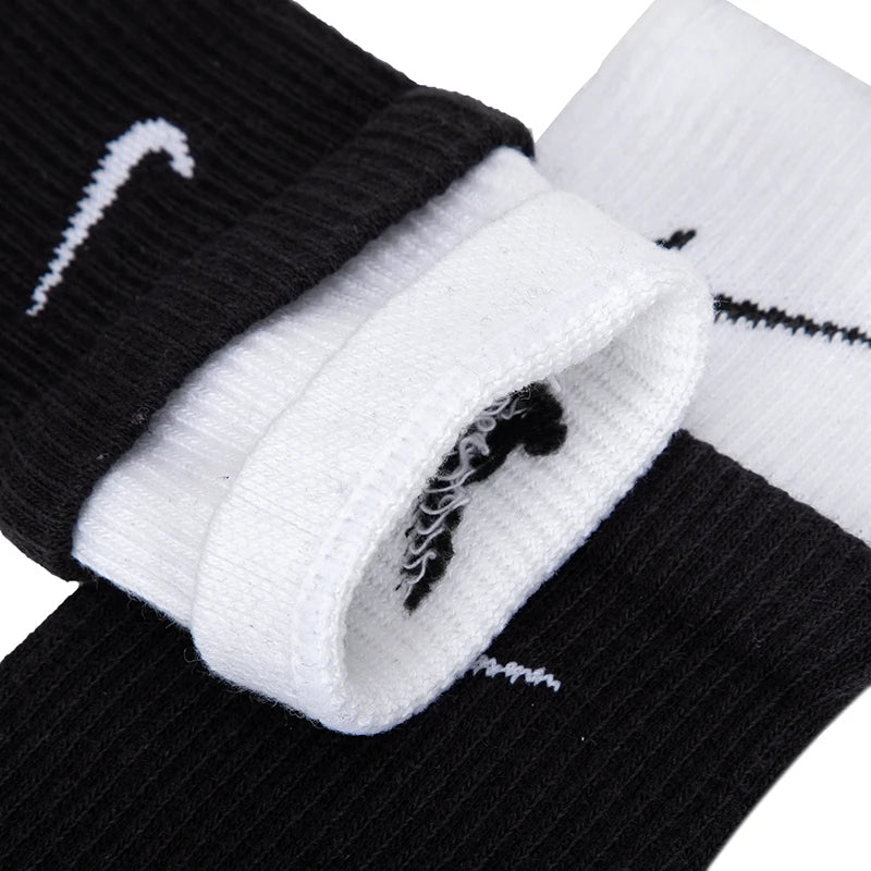 Ponožky Nike Ponožky pro muže Ponožky pro ženy Ležérní ponožky Módní ponožky po kolena Basketbalové Běžecké Fitness ponožky Dd2795-011