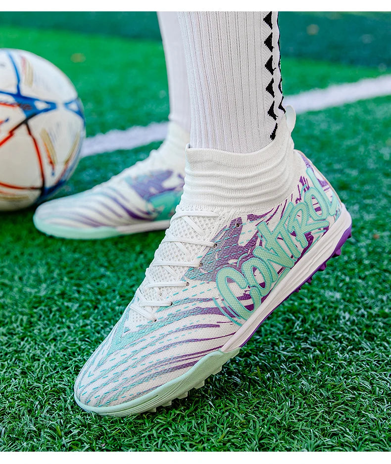 Men Women Football Boots Outdoor Soccer Cleats Non-slip Football Field Boots Ultralight Futsal Sneakers TF/FG Spiked Soccer Shoe