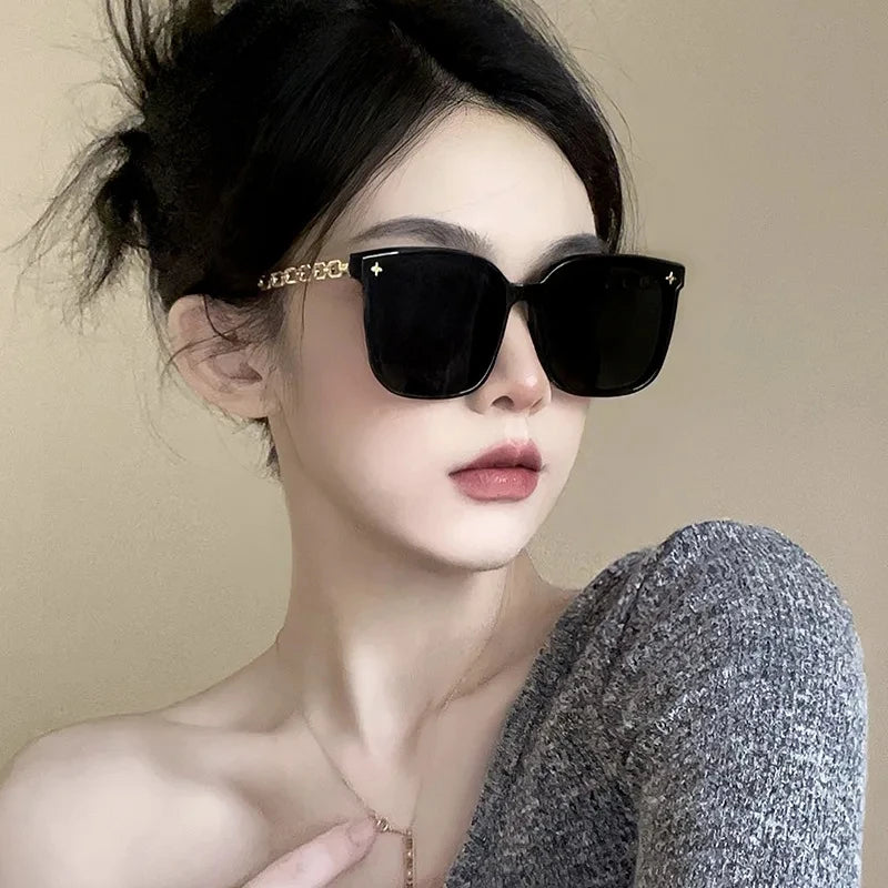 Lunettes de soleil carrées pour femme, style vintage, monture large, verres miroirs noirs, polarisées, lunettes de soleil sexy pour femme, idéales pour le voyage, protection UV400