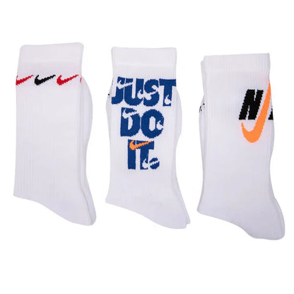 Chaussettes de sport tendance Nike pour homme et femme (confortables et respirantes), lot de 3 DH3822-902