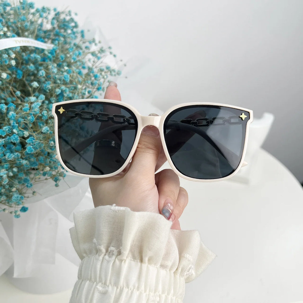 Lunettes de soleil carrées pour femme, style vintage, monture large, verres miroirs noirs, polarisées, lunettes de soleil sexy pour femme, idéales pour le voyage, protection UV400