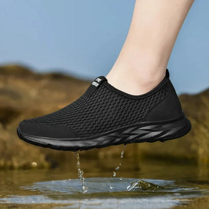 2025 new shoes men loafers, light walking breathable summer comfortable casual shoes, men's sneakers zapatillas hombre plus