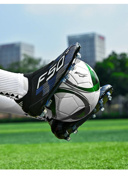 Nouvelles chaussures de football ultra-légères pour hommes, crampons de haute qualité, vente chaude, chaussures de football professionnelles unisexes TF/FG, baskets de futsal