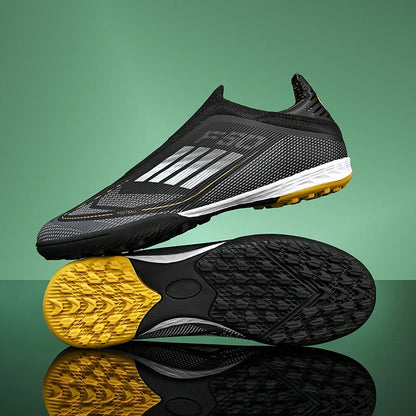 Nouvelles chaussures de football pour hommes, crampons longs d'entraînement, chaussures de football pour matchs en extérieur, crampons pour garçons et adultes, respirantes, antidérapantes, confortables pour le sport