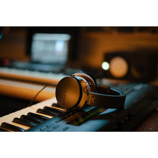 Casque de studio professionnel Beyerdynamic DT 700 PRO X, casque de monitoring Hi-Fi fermé pour l'enregistrement, le mixage et la production audio