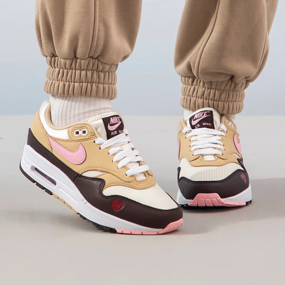 Nike Official Authentic Air Max 1 87 Naisten minimalistiset, urheilulliset ja rennot lenkkarit FZ4346-200