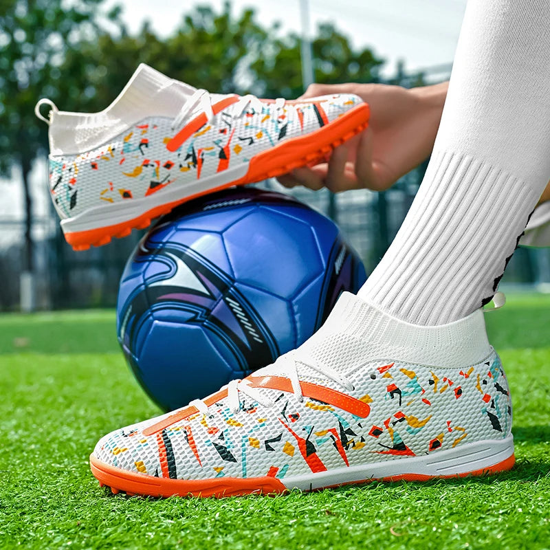 Botas de fútbol LiXingMing para hombre, blancas, profesionales, de caña alta, tacos de fútbol society, calzado de fútbol antideslizante para partido y entrenamiento