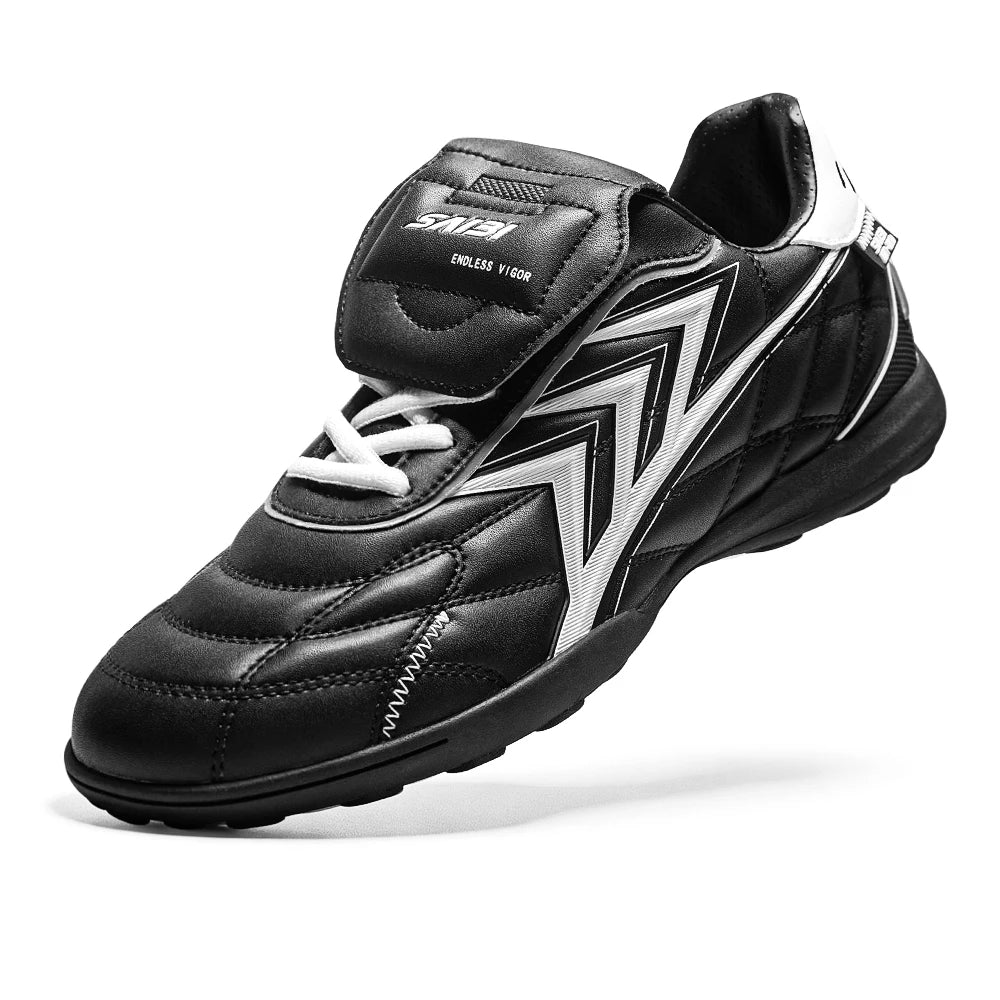 Chaussures de football TF pour adultes, semelle extérieure en caoutchouc flexible, tige en PU souple, chaussures pratiques pour l'entraînement quotidien de football.