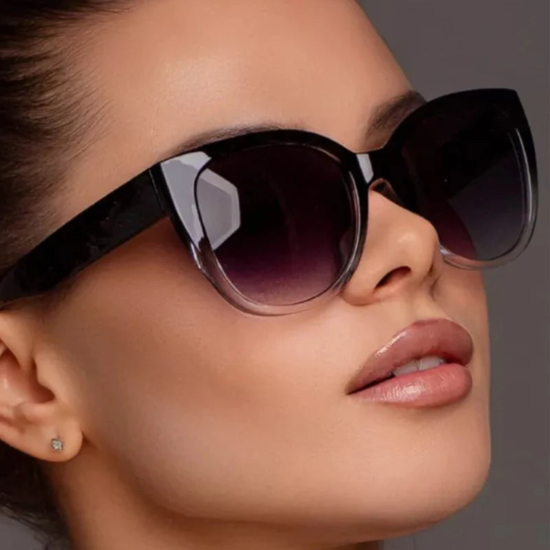 Retro-mode Cat Eye-solglasögon för kvinnor, märkesglasögon, gradientlinser, enkel design med breda ben, unisex, Cateye-modell för kvinnor, UV400