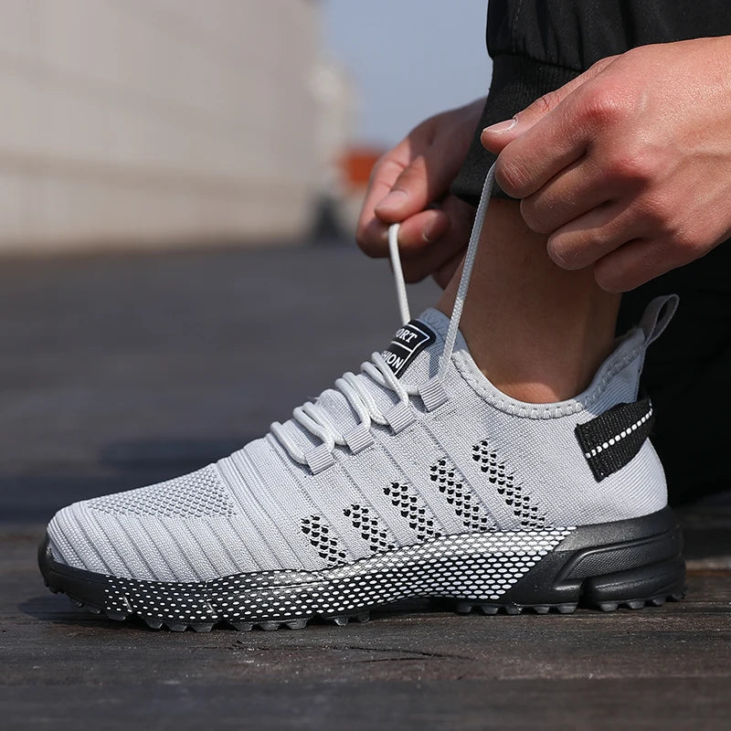 Casual herensneakers van mesh, lichtgewicht en ademend, met zachte zool – instap hardloopschoenen, lage loafers en trainers voor heren