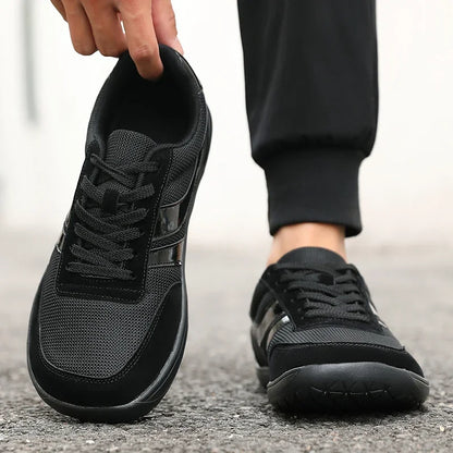 New Wide Toe Men Shoes Casual Soft Sole Wide Last Shoes Walking Sneakers 2025 Breathable Unisex Mesh Comfortable Barefoot Shoes