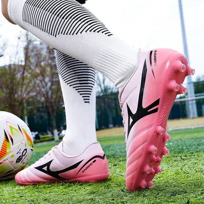 Nouvelles chaussures de football pour hommes, chaussures de football d'intérieur pour adultes, crampons de football antidérapants, crampons de sport ultralégers, crampons de futsal, entraînement sur gazon, confortables.