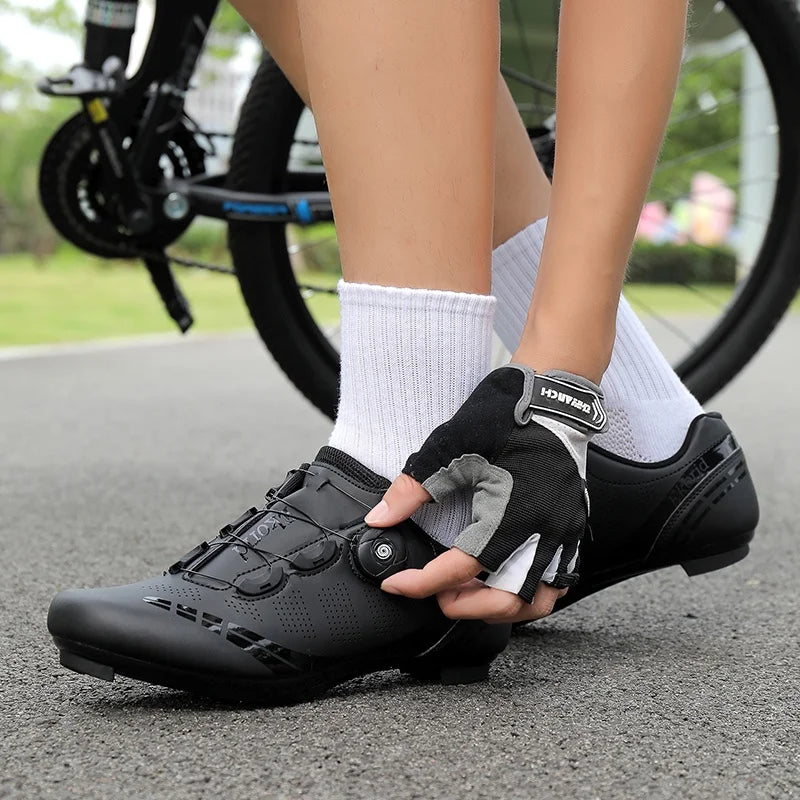 Zapatillas de ciclismo de montaña para hombre MTB, transpirables, antideslizantes, de alta dureza, aptas para carreras en carretera al aire libre y rutas de montaña off-road 37-46