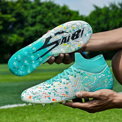 Chaussures de football pour hommes, modèle AG FG, tige en maille ultra-légère, soutien stable de la voûte plantaire, idéales pour les entraînements prolongés sur terrain de gazon extérieur.
