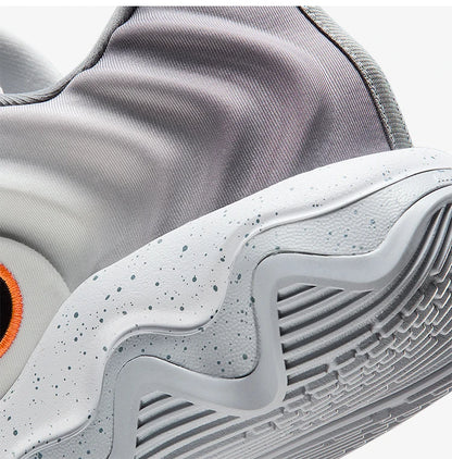 Nike Authentic Spring Style - Scarpe da basket da uomo low-top resistenti all’usura e ammortizzate FQ3681-102