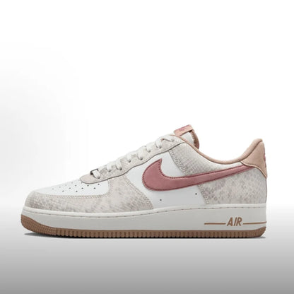 Nike Air Force 1 '07 LV8 Men's Casual Sneakers Retro Leather Low-Top Comfortable Streetwear Shoes DA8571-100