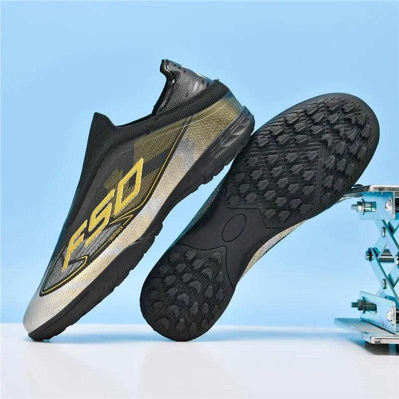Nouvelles chaussures de football pour hommes, chaussures de sport, chaussures de soccer, haute qualité, ultralégères, haute tige, respirantes, futsal, antidérapantes, pour match en extérieur
