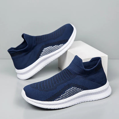 Lightweight Men's Walking Shoes Outdoor Soft Male Casual Shoes Flexible Breathable Men Loafers Slip-on Footwear Sneakers 39-48