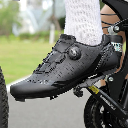 Zapatillas de ciclismo de montaña para hombre MTB, transpirables, antideslizantes, de alta dureza, aptas para carreras en carretera al aire libre y rutas de montaña off-road 37-46
