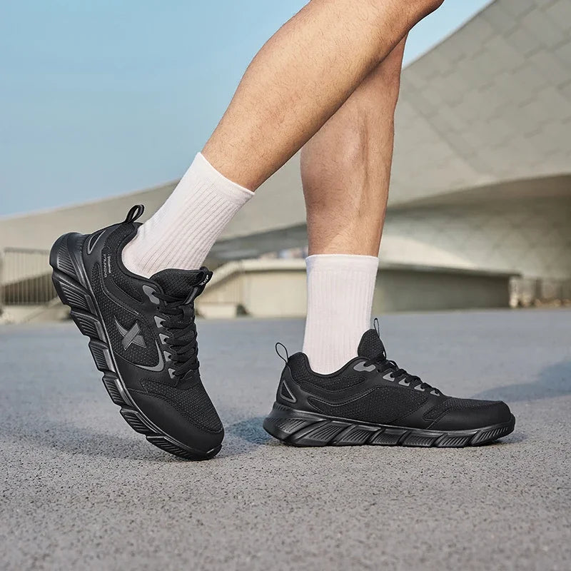 Zapatillas de running Xtep para hombre de verano, de malla transpirable, resistentes al desgaste, deportivas, ligeras, casuales juveniles, con amortiguación 875219110065