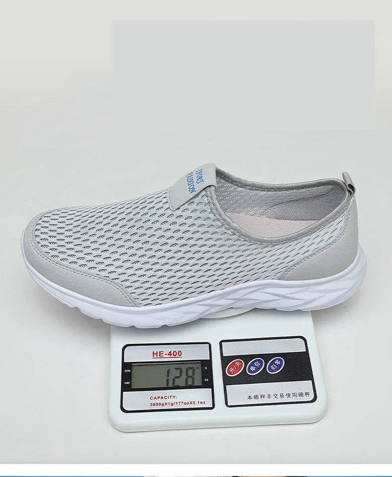 2025 new shoes men loafers, light walking breathable summer comfortable casual shoes, men's sneakers zapatillas hombre plus