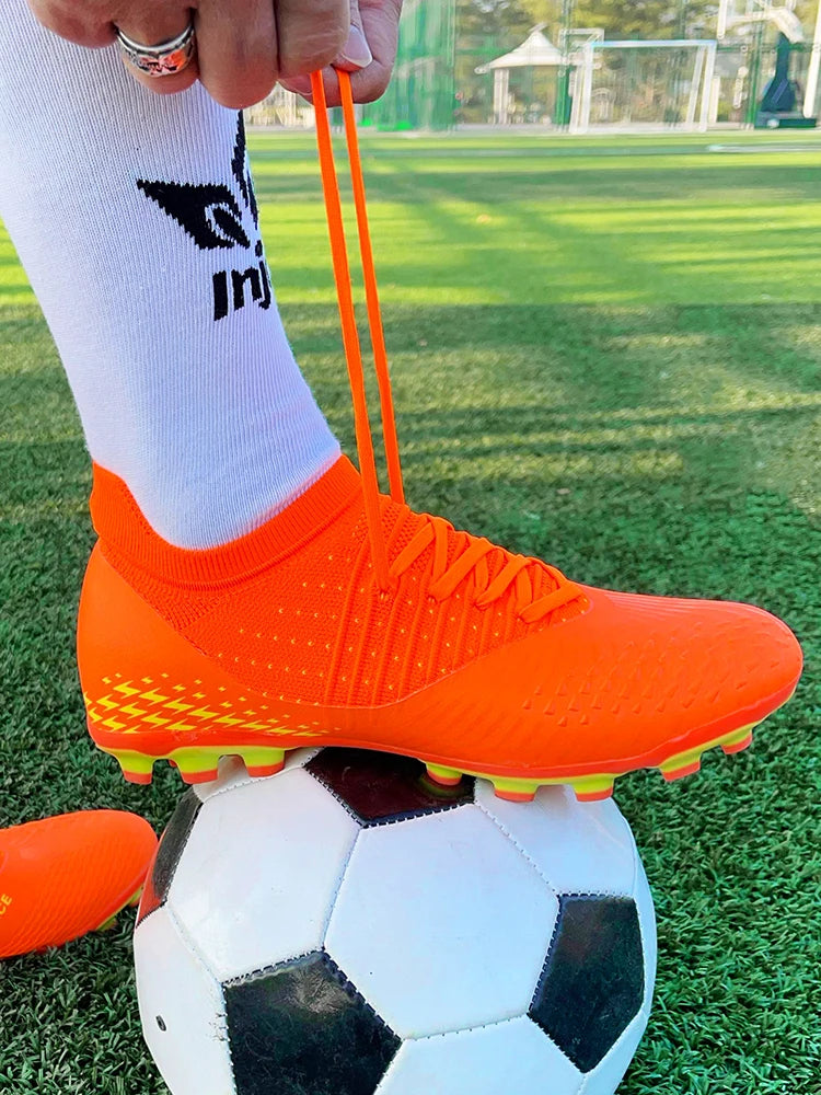 Men Football Cleats Fashion Youth Soccer Shoes Knit Football Training Trainers Breathable Society Campo Non-Slip Sports Footwear