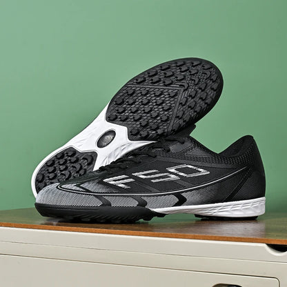 Nouvelles chaussures de football pour hommes, chaussures de sport respirantes, chaussures de football d'extérieur antidérapantes, chaussures de futsal de haute qualité, haute tige, ultralégères, pour les matchs