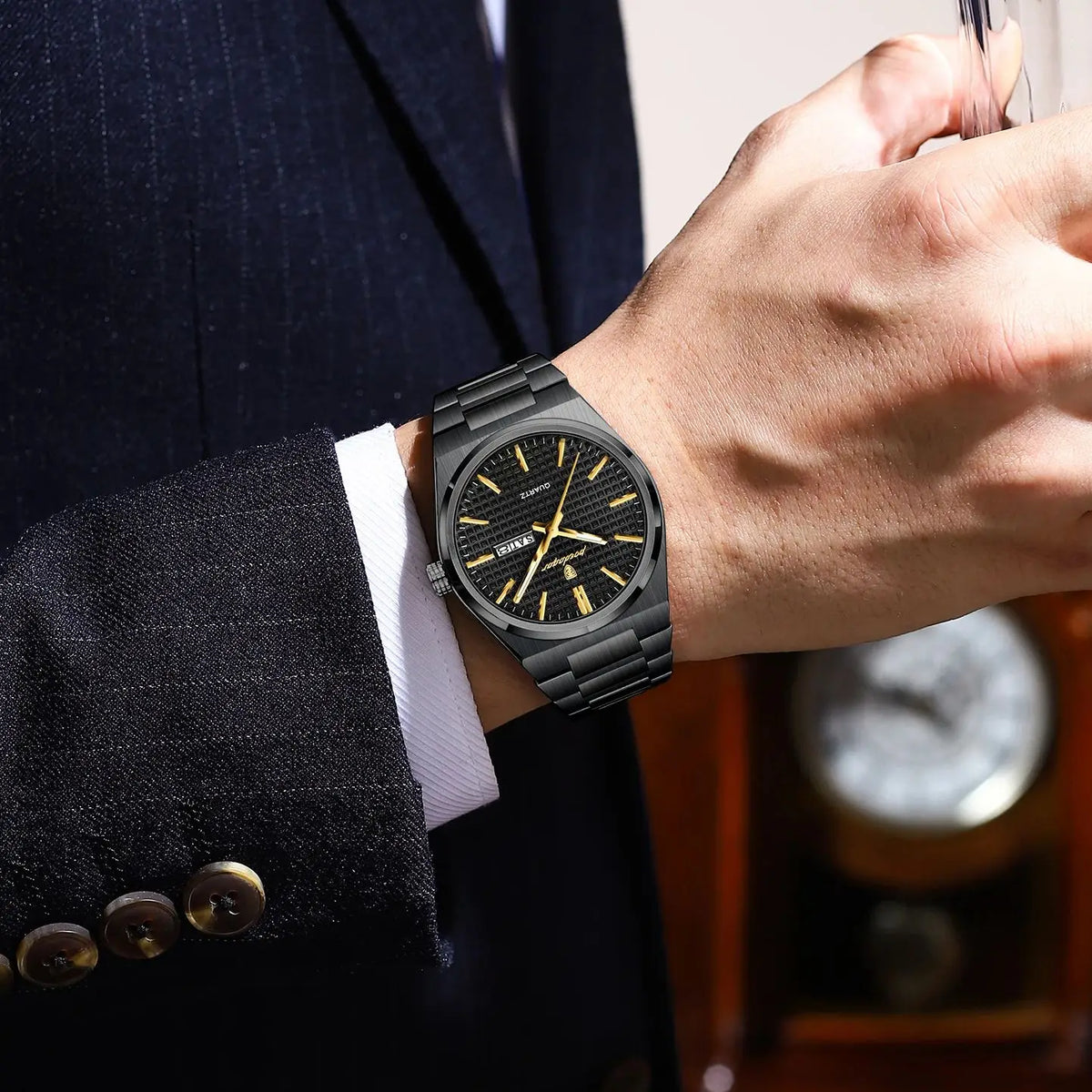 Orologio da polso di lusso da uomo POEDAGAR, impermeabile, luminescente, in acciaio inossidabile, con data e giorno della settimana, al quarzo, stile business.