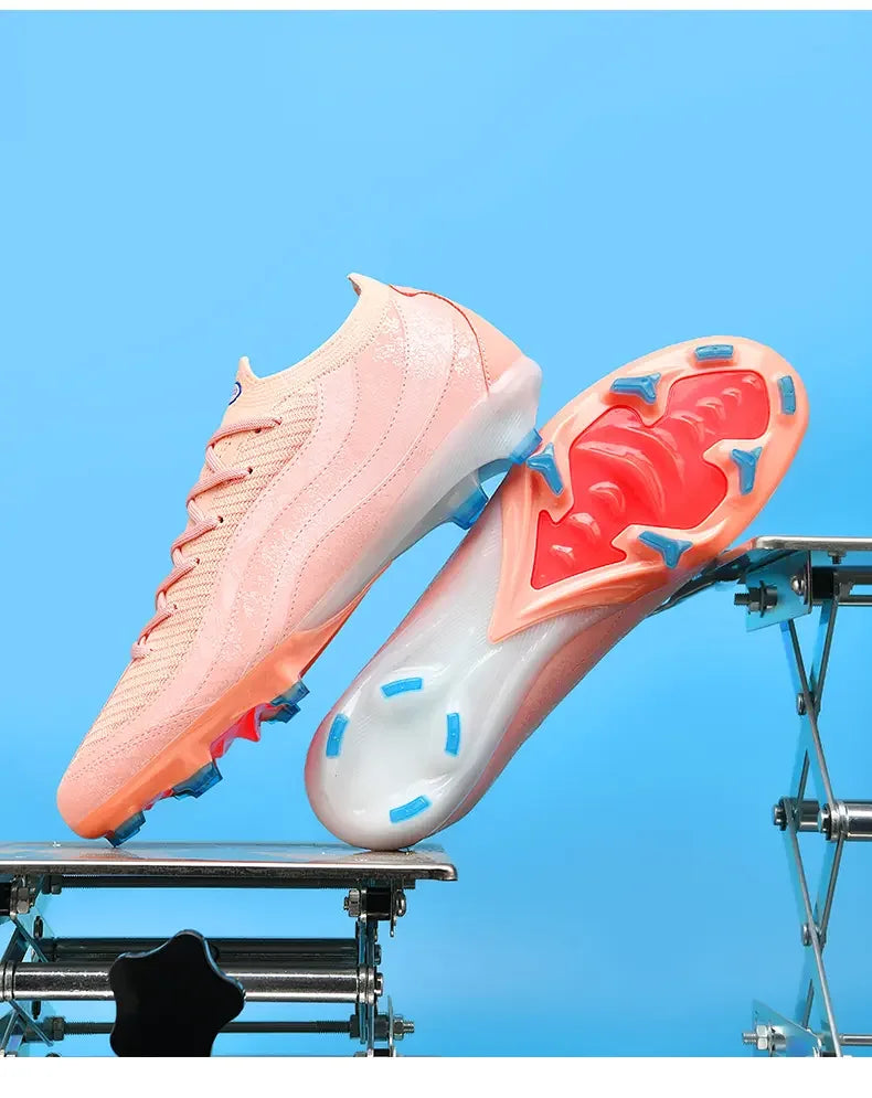 Chaussures de football tendance et modernisées, antichoc et flexibles, avec une conception de traction stable pour les exercices sportifs sur gazon et l'entraînement en équipe