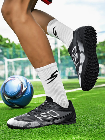 Chaussures de football pour hommes, modèle TF pour terrains synthétiques, tige en PU respirant, crampons en caoutchouc antidérapants, baskets de football pour adultes, idéales pour l’entraînement sur gazon synthétique